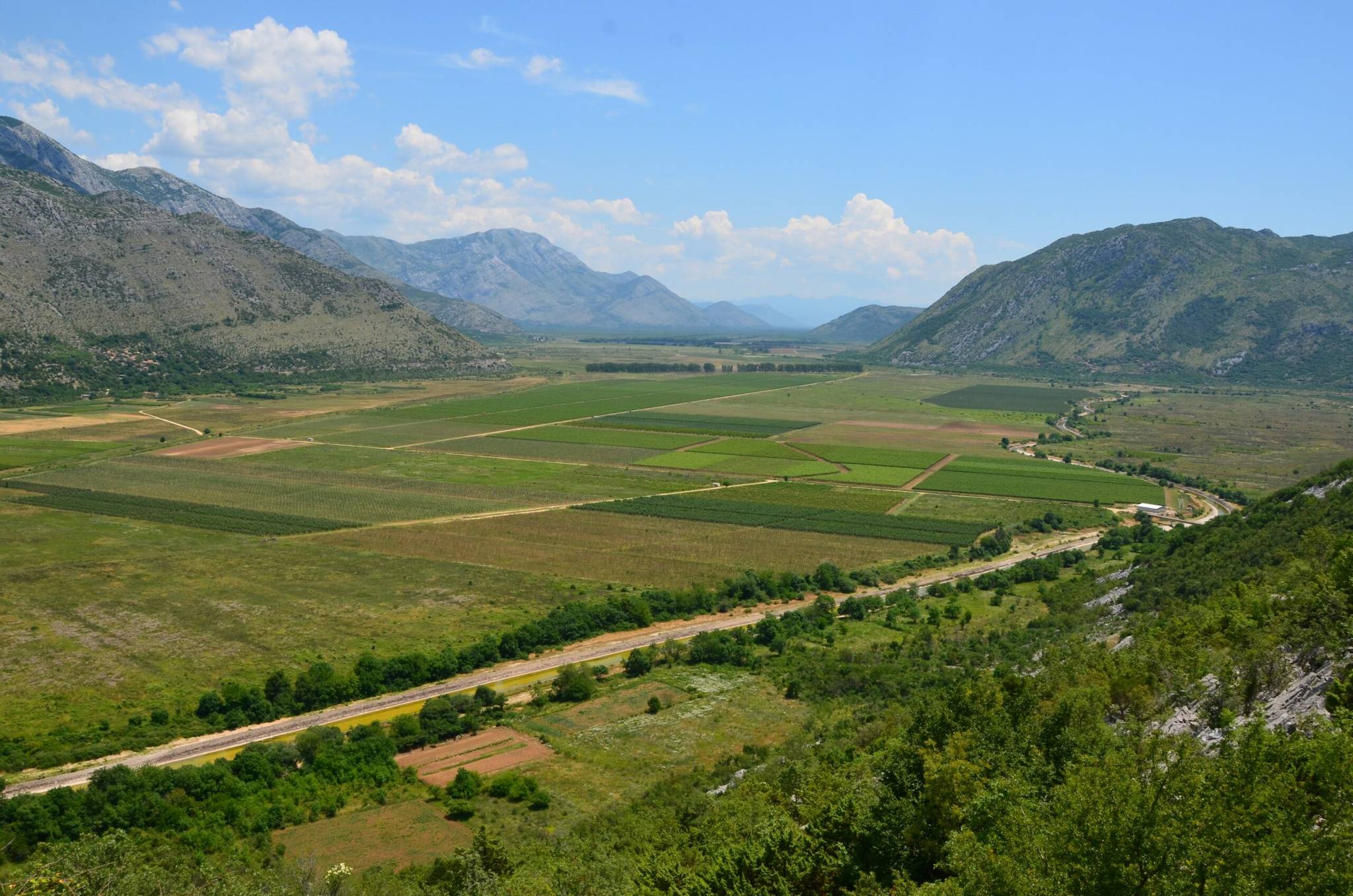 Popovo Polje, in Bosnia-Herzegovina, is one of the world’s largest sinkholes at 55 km long by an average 2-3 km wide, and 200 m deep. Photo courtesy: NCKRI Staff George Veni.